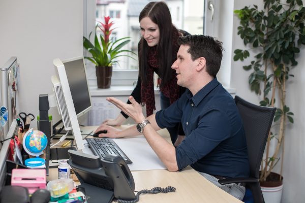 Data Science Team diskutiert über Ergebnisse Data Science Team diskutiert über Ergebnisse